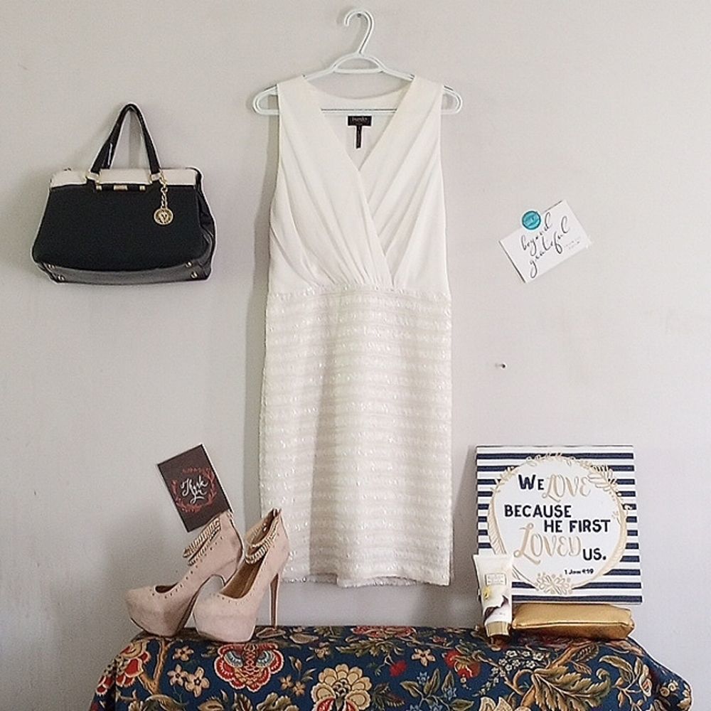 Laundry By Shelli Segal White & Cream Sequin  Dress!*
